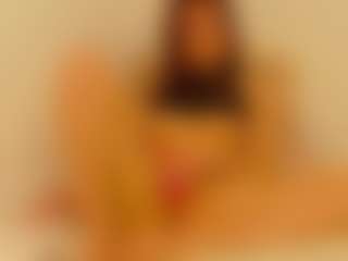 Live cam show with Ammellia - Facial Piercings on MyBangCams