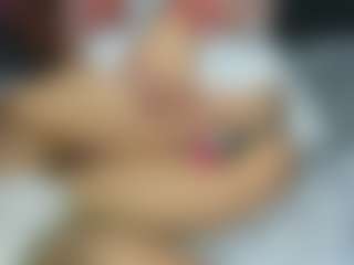 Live cam show with Celeste-Shine - Teen (18+) on Camsoda