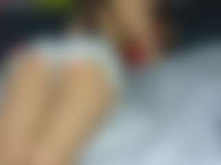 Celeste-Shine's Live Sex Cam Show