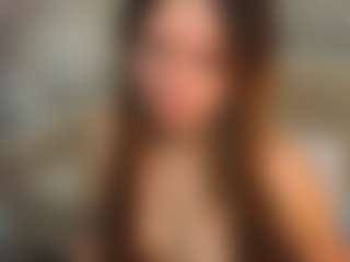 Live cam show with Celeste-Shine - Body Massage on googirlz
