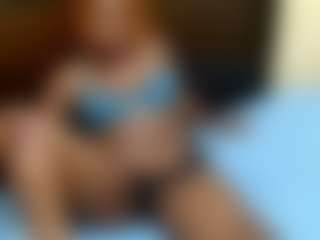 Live cam show with CuteEbonyBooty - Strip Mature on StripNow