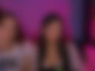 Live cam show with emma-landd - Strip on Camsoda