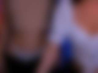 Live cam show with emma-landd - Teen (18+) on Streamer API