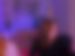 Live cam show with estelle-roya - Brown Hair on CamClone