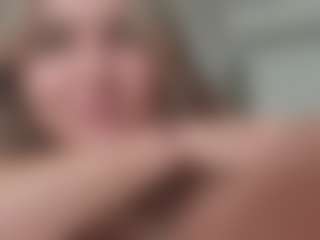 JohnaMatuck's Live Sex Cam Show