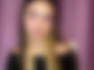 Emiliya's Live Sex Cam Show