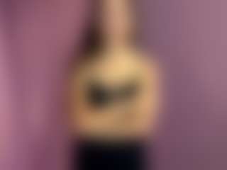 Live cam show with Emiliya - Lovense on Camsoda