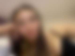 Emiliya's Live Sex Cam Show
