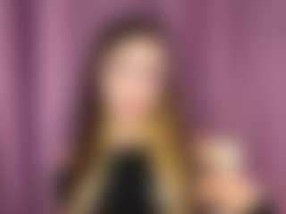 Emiliya's Live Sex Cam Show