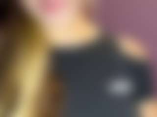 Emiliya's Live Sex Cam Show