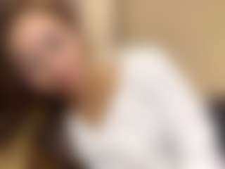 Emiliya's Live Sex Cam Show
