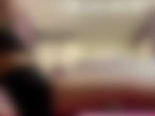 Live cam show with Emiliya - Tease Mature on Uber Horny