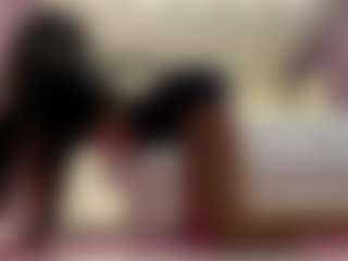 Live cam show with Emiliya - College Brown Hair on livesuperchat.net