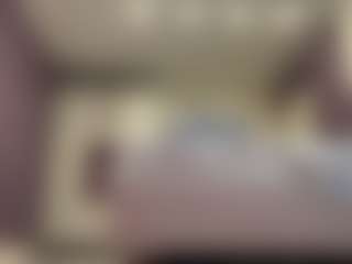 Live cam show with Emiliya - Facial Piercings on Gym Cam Girls