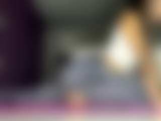 Live cam show with Emiliya - Skinny on CamwithHer