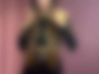 Emiliya's Live Sex Cam Show