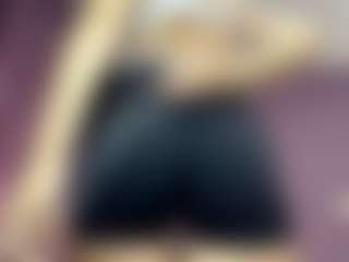 Live cam show with Emiliya - Asshole Brown Hair on madthumbs