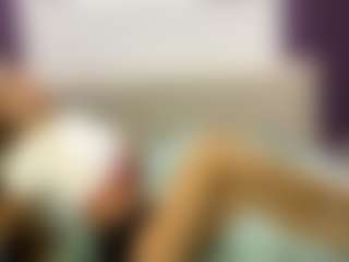Emiliya's Live Sex Cam Show