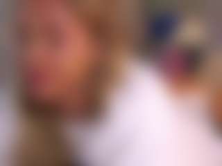 Live-Cam-Show mit Veralahalias - Pornstar Teen (18+) auf Camsoda