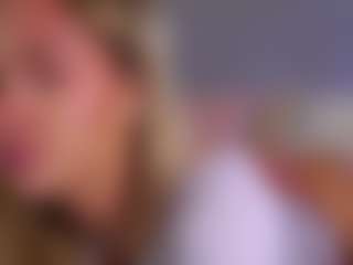 Live cam show with Veralahalias - Freaky on madthumbs