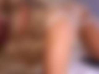 Live cam show with Veralahalias - Shaved Pussy on CamwithHer