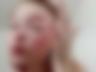 Zora's Live Sex Cam Show