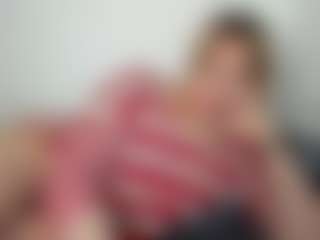 Live cam show with yomoyoo - Smoking on Camsoda