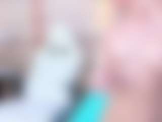 Live cam show with Caddie-Adams - Thin on livesuperchat.net