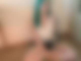 Live cam show with Andriana - Mature on Camsoda