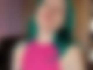 Live cam show with Andriana - Green Eyes on StripNow