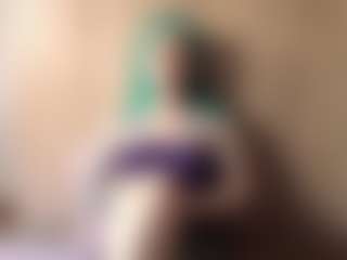 Live cam show with Andriana - Genital Piercings on crypto-cams