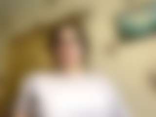 Live cam show with LonnaHoutz - Black Middle Aged on Camsoda