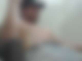 mateooth's Live Sex Cam Show