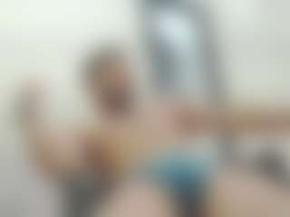 mateooth's Live Sex Cam Show