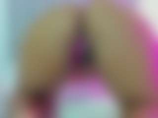 Live cam show with MoonCelest - New Small Tits on Hubzter Live
