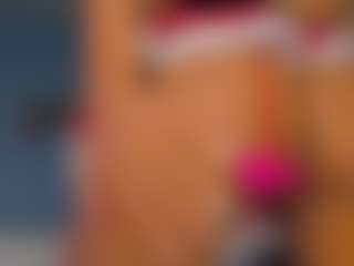 Live cam show with skinnyrose - Facial on SinfulBabes