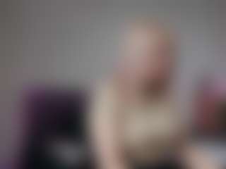 SusannaSavoie's Live Sex Cam Show