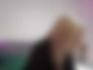 SusannaSavoie's Live Sex Cam Show