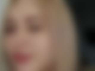 Live cam show with SusannaSavoie - Joi on Camsoda