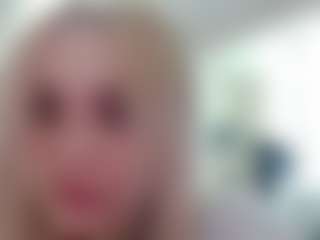 SusannaSavoie's Live Sex Cam Show