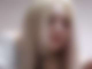 SusannaSavoie's Live Sex Cam Show