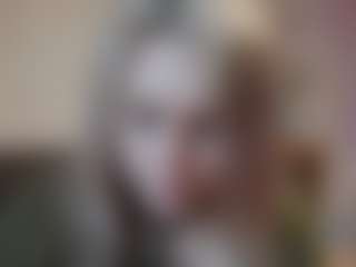 Live cam show with SusannaSavoie - Green Eyes on Big Tits