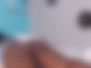 Live cam show with beckylaurens - Twerk Latina on Mixed Magazine Live | colombia