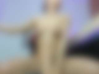 CandyyyPinkyyy's Live Sex Cam Show