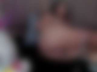 Live cam show with katta-leyaxxth - Ebony MILF on CamwithHer