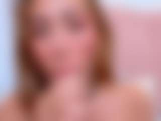 RosalynWilde's Live Sex Cam Show