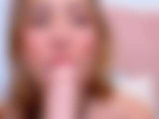 Live cam show with RosalynWilde - New Spank on Camsoda Late Night