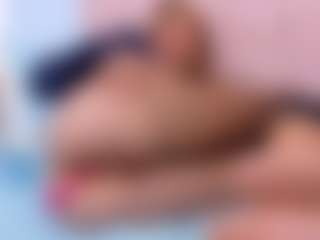 RosalynWilde's Live Sex Cam Show