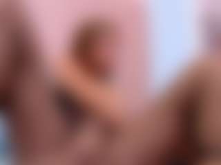 RosalynWilde's Live Sex Cam Show
