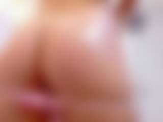 Live cam show with RosalynWilde - New Petite on Nude Chat * 1 On 1 Webcam Sex * Live Cam Show